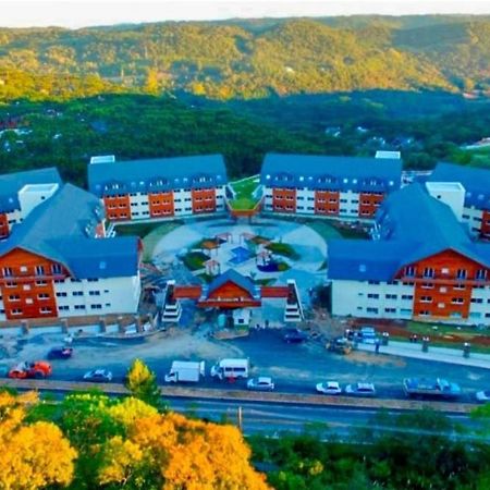 Quarto Familia Golden Gramado Resort Laghetto Luaran gambar