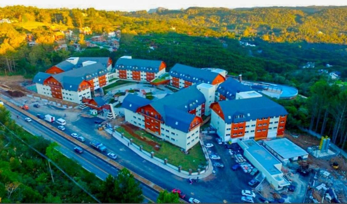 Quarto Familia Golden Gramado Resort Laghetto Luaran gambar